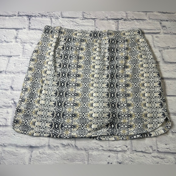 Croft & Barrow Gray/Tan/Cream/Black Patterned Cotton Skort. Size XL. - Picture 8 of 8